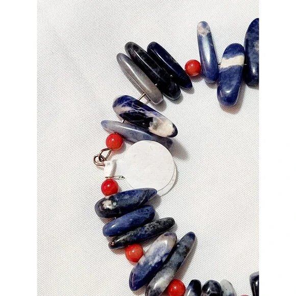 Sodalite Blue & White Stone Bead And Red Coral Bracelet 8" Wired - Picture 5 of 6